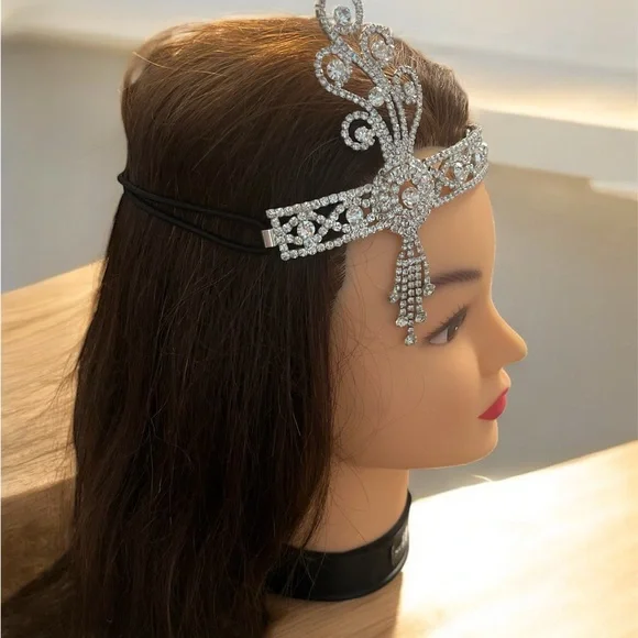 Elegant Silver Rhinestone Headband - Picture 2 of 3